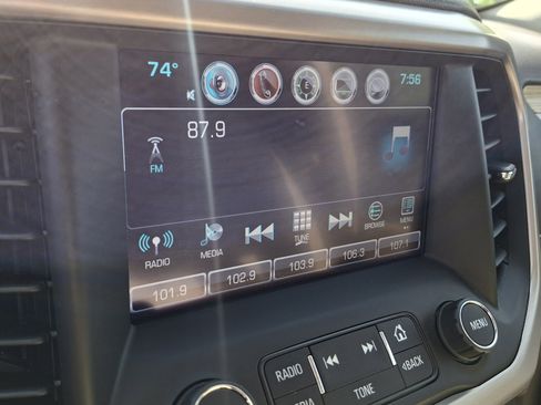 Used 2019 GMC Acadia Denali w/ Technology Package FWD image 14
