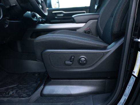 New 2026 RAM 1500 Big Horn AWD/4WD image 17