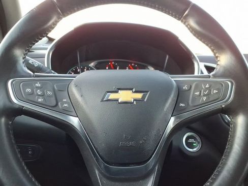 Used 2021 Chevrolet Equinox LT image 23