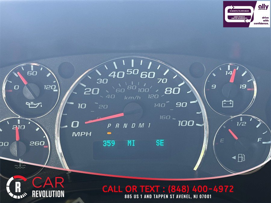 Used 2024 Chevrolet Express 3500 LT w/ LT Preferred Equipment Group RWD image 21