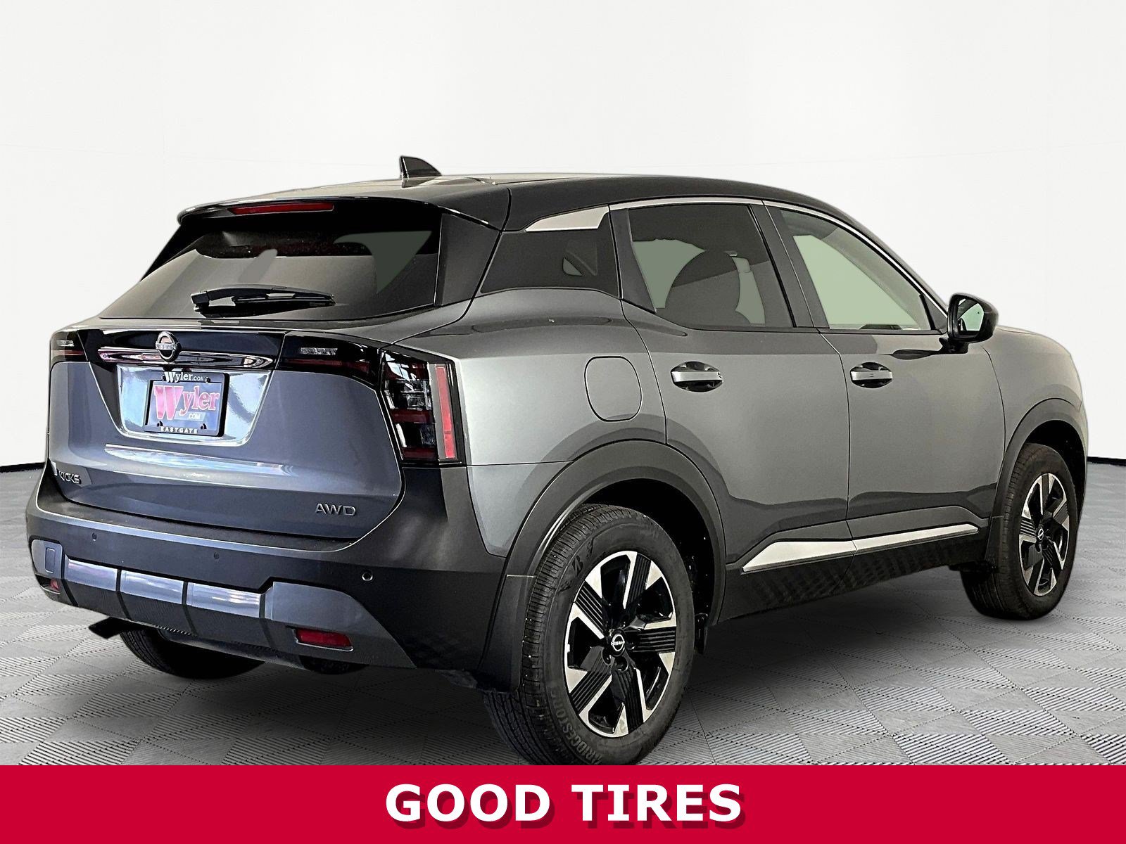 Certified 2025 Nissan Kicks SV AWD/4WD image 6