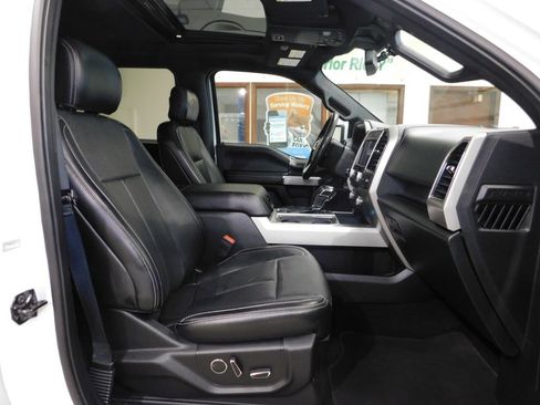Used 2018 Ford F150 Lariat w/ Equipment Group 502A Luxury AWD/4WD image 89