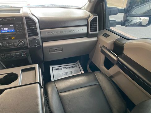 Used 2019 Ford F350 XLT image 24