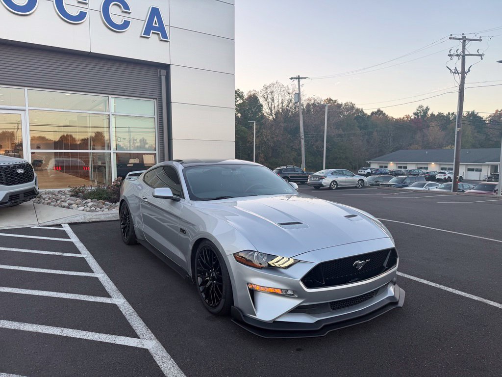Used 2018 Ford Mustang GT w/ GT Performance Package RWD image 12