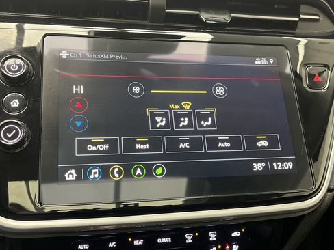 Used 2023 Chevrolet Bolt EUV Premier w/ Sun & Sound Package image 19