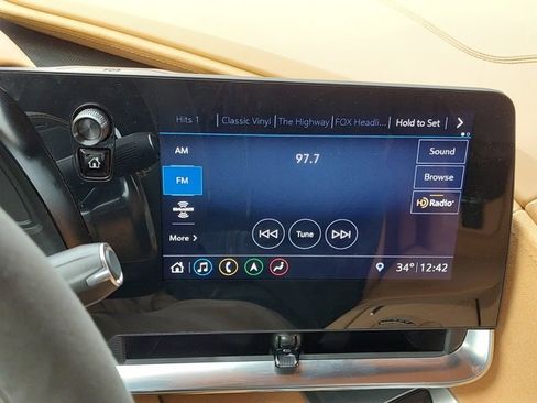 Used 2020 Chevrolet Corvette Stingray Premium Conv w/ 3LT Preferred Equipment Group image 29