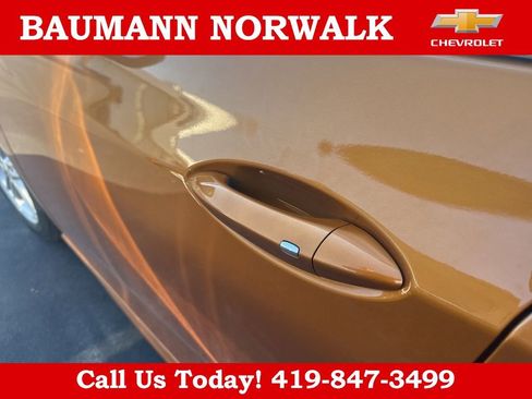 Used 2017 Chevrolet Cruze LT image 17