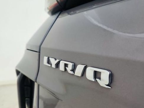 Used 2024 Cadillac Lyriq Sport image 18