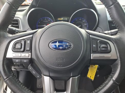 Used 2017 Subaru Outback 2.5i Premium image 5