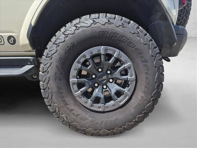 Used 2025 Ford Bronco Raptor AWD/4WD image 15
