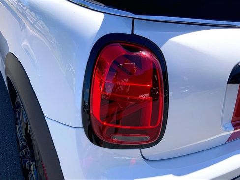 Used 2023 MINI Cooper S FWD image 29