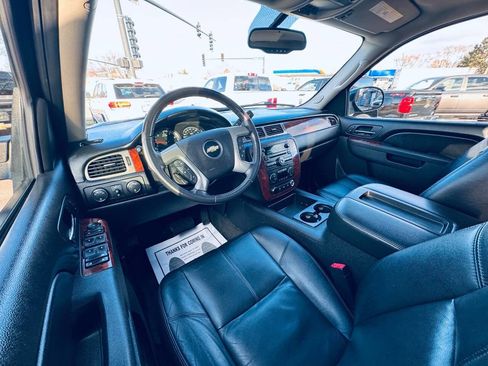 Used 2011 Chevrolet Tahoe LT w/ Luxury Package image 22
