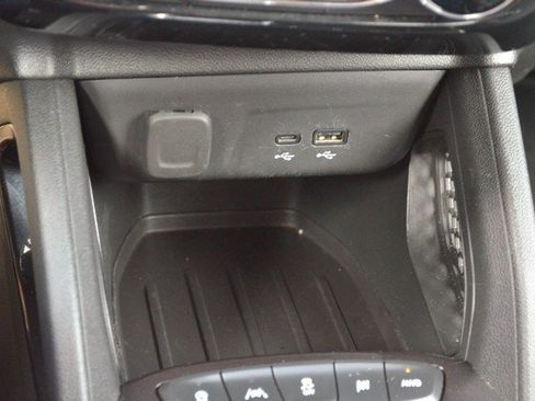 Used 2024 Chevrolet TrailBlazer RS image 30