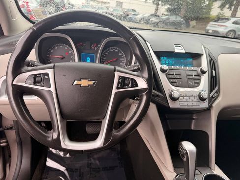 Used 2010 Chevrolet Equinox LT w/ Vehicle Interface Package FWD image 26