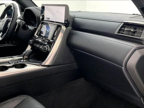 Used 2025 Lexus LX 700h F Sport image 22