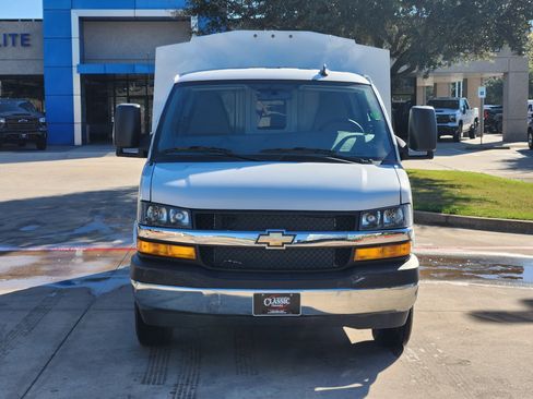 New 2025 Chevrolet Express 3500 w/ Power Convenience Package image 9