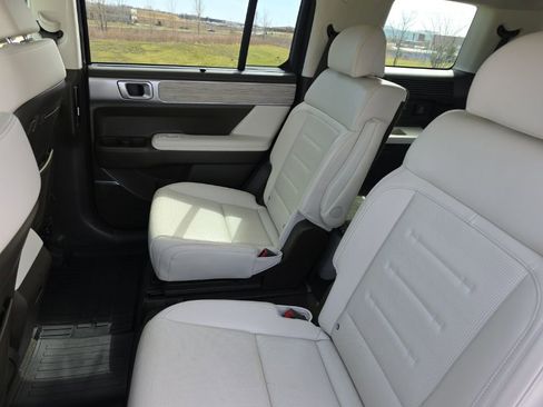 Used 2024 Hyundai Santa Fe Calligraphy image 20