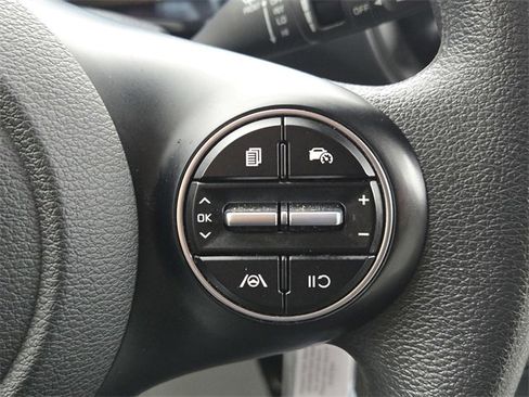 Certified 2023 Kia Soul LX image 22