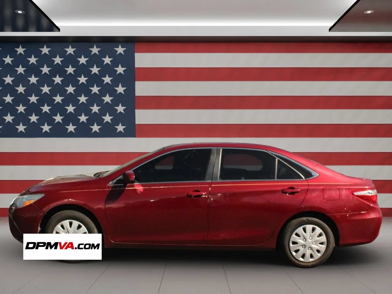 Used 2017 Toyota Camry LE FWD image 5