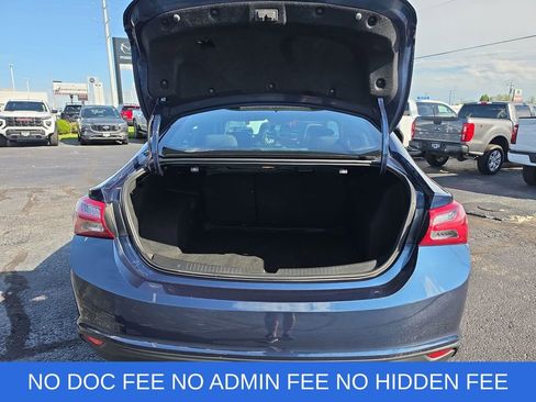 Used 2022 Chevrolet Malibu LT FWD image 25
