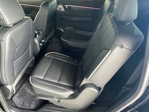New 2026 Buick Enclave Avenir w/ Super Cruise Package FWD image 30