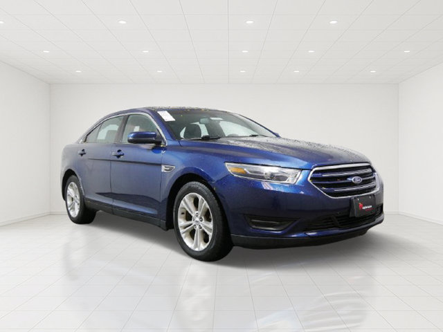 Used 2016 Ford Taurus SEL FWD image 1