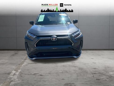 Certified 2025 Toyota RAV4 XSE w/ Premium Package AWD/4WD image 9