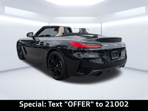 Used 2024 BMW Z4 sDrive30i w/ Shadowloine Package RWD image 5