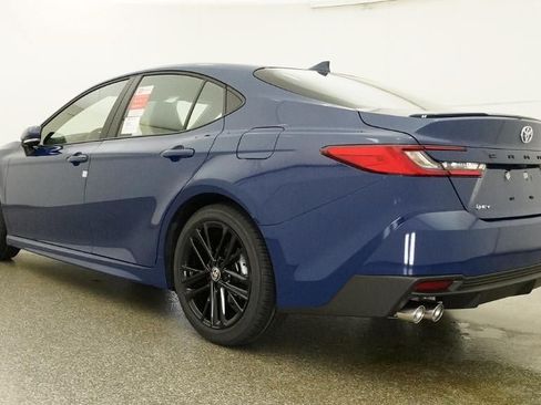 New 2026 Toyota Camry SE FWD image 21