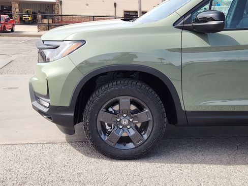 New 2026 Honda Ridgeline TrailSport image 9