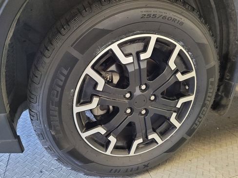 Used 2019 Nissan Pathfinder SL w/ Rock Creek Edition FWD image 31