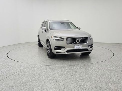 Certified 2025 Volvo XC90 T8 Plus w/ Protection Package Premier AWD/4WD image 2