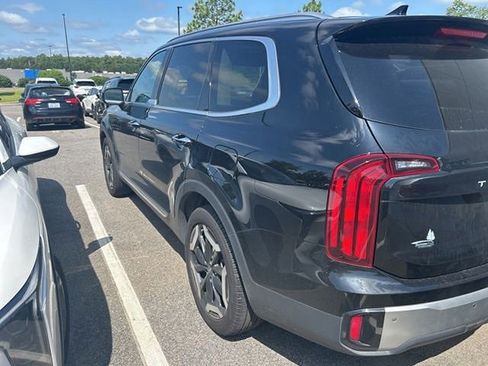 Used 2023 Kia Telluride S w/ S Sunroof Package AWD/4WD image 7