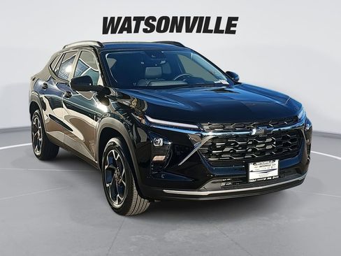 New 2026 Chevrolet Trax LT image 1