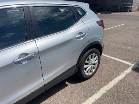 Used 2021 Nissan Rogue Sport S AWD/4WD image 3
