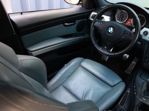 Used 2009 BMW M3 Sedan RWD image 23
