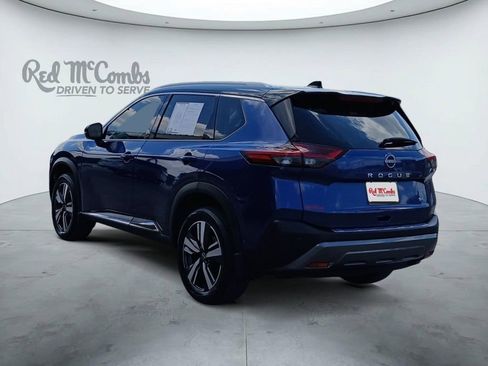 Used 2023 Nissan Rogue SL w/ SL Premium Package FWD image 3