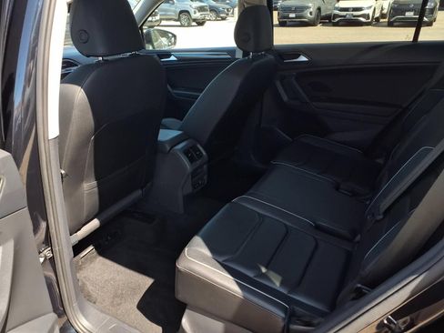 Used 2019 Volkswagen Tiguan SEL Premium AWD/4WD image 20