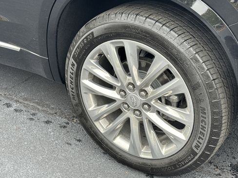 Used 2025 Cadillac XT6 Premium Luxury w/ Technology Package image 34