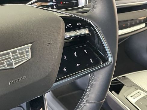 Used 2024 Cadillac Lyriq Tech AWD/4WD image 28