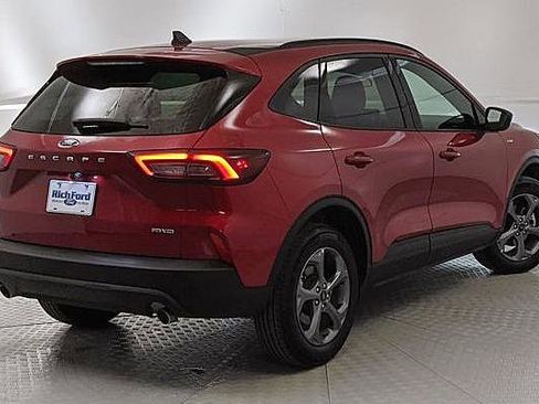 Certified 2025 Ford Escape ST-Line image 3