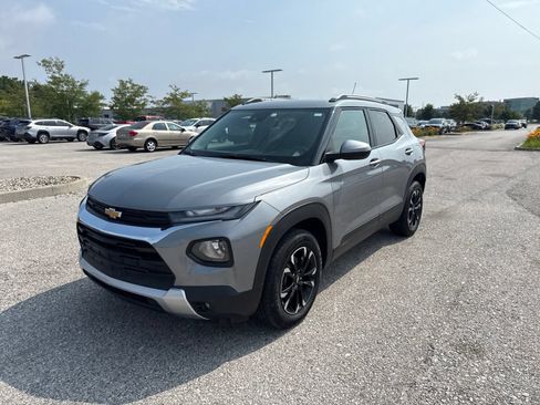 Used 2023 Chevrolet TrailBlazer LT AWD/4WD image 1