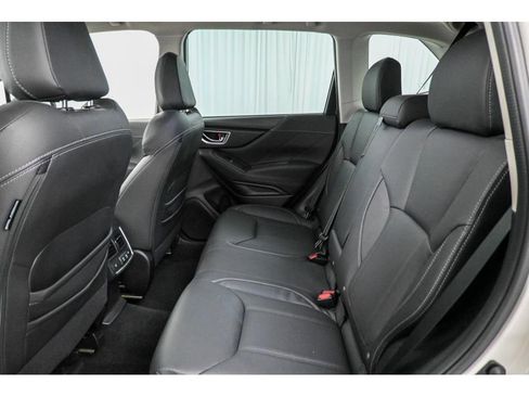 Used 2022 Subaru Forester Touring image 20