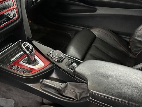Used 2014 BMW 435i Convertible image 19