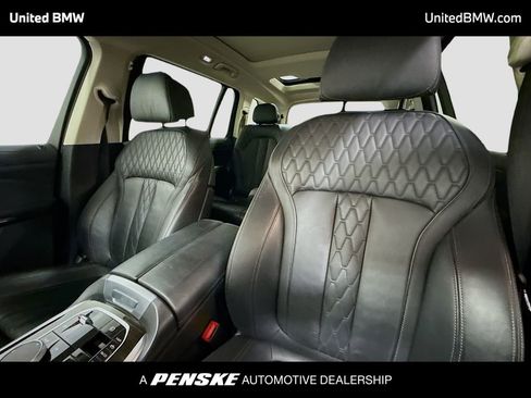Used 2023 BMW X7 xDrive40i image 5
