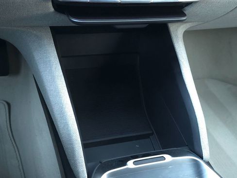 Used 2025 Lucid Air Pure image 28