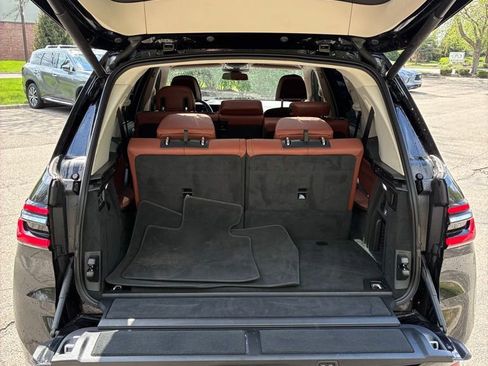 Used 2023 BMW X7 xDrive40i image 10