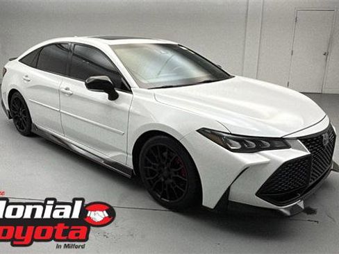 Certified 2020 Toyota Avalon TRD image 1