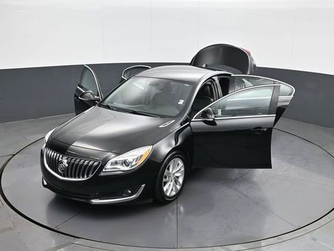 Used 2016 Buick Regal Premium image 30