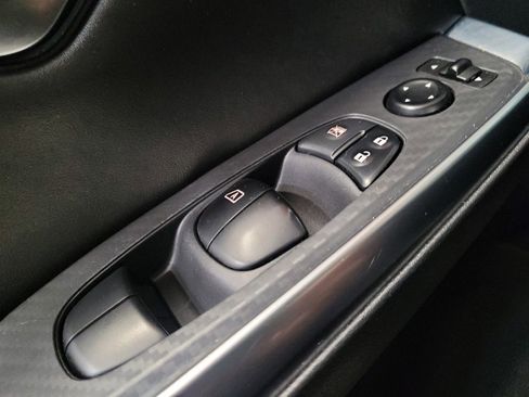 Used 2021 Nissan Sentra SR FWD image 27